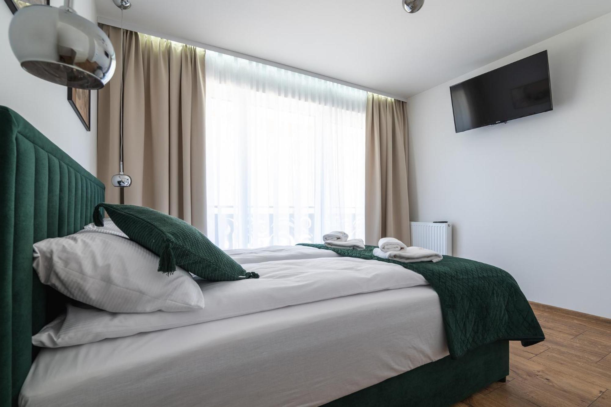 Solek Apartamenty I Pokoje Goscinne Mielno  Exterior photo